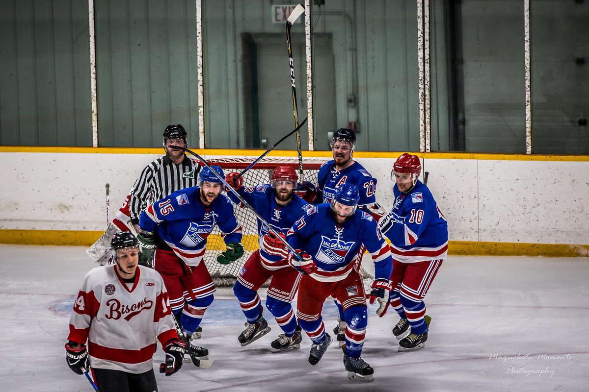 SrFlyers's tweet image. Flyers home opener is this Friday Nov 20th. Puck drop is 8:00pm, doors will open to the public at 7:50pm. Come out and see the revamped squad. Bring your mask! #FlyNation #FlyTogether