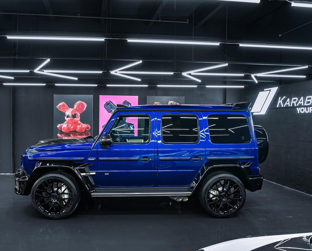 BiIlionaires's tweet photo. that's one badass wagon 🔥 https://t.co/NkjbNp2Mmt