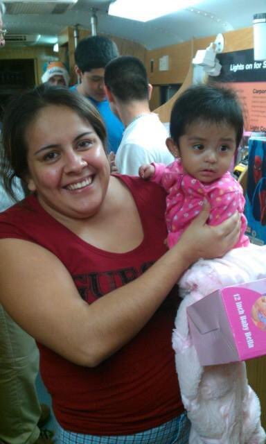 TheEDGEHelps's tweet photo. 2nd Day of Early Giving for #GiveMiamiDay! This Thanksgiving we are providing meals for families in need. $50 covers a meal. Please make a donation today! https://t.co/2vtIv1L8gG @hernandezmercy @PriyaNembhard @hdelfi8 https://t.co/q2dyHS95Rl