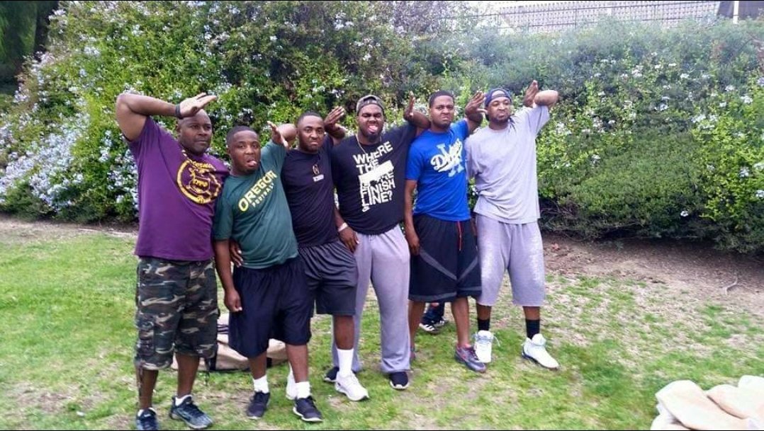 CoachTB___'s tweet photo. Happy Founders Day to the Bruhz worldwide. "Behold, how good and how pleasant..." #ΩΨΦ #OPPF #8thD #HomeOfTheHeavyweights #FIETTS https://t.co/v5flumMkqS