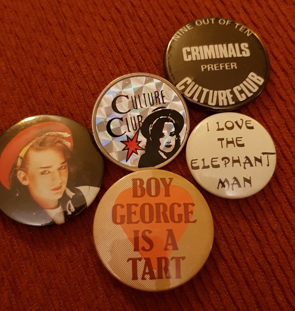 jo_jocarr's tweet photo. @BBC6Music I still have tons of @RealCultureClub and @BoyGeorge merch from the 80's including floppy vinyls and badges from their fan club #multiculturalclub https://t.co/jOY3gjqkmn