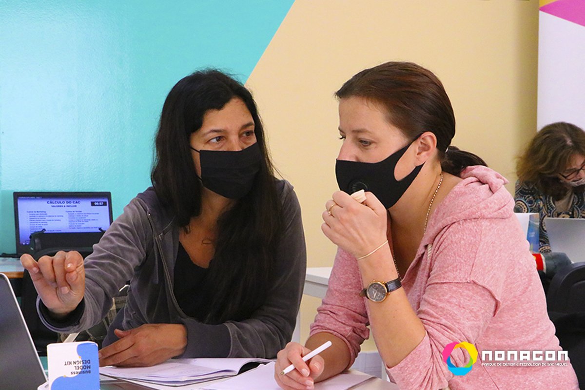 nonagonpark's tweet photo. Canais, relacionamento com clientes, aquisição e retenção de clientes, cálculo de custos e retorno, foram algumas das temáticas trabalhadas no #bootcamp de hoje do #tourismexplorers
@FabricaStartups
@turismoportugal
#InUAc #nonagon #empreendedorismo #startups #turismo https://t.co/fux8CtFgSG