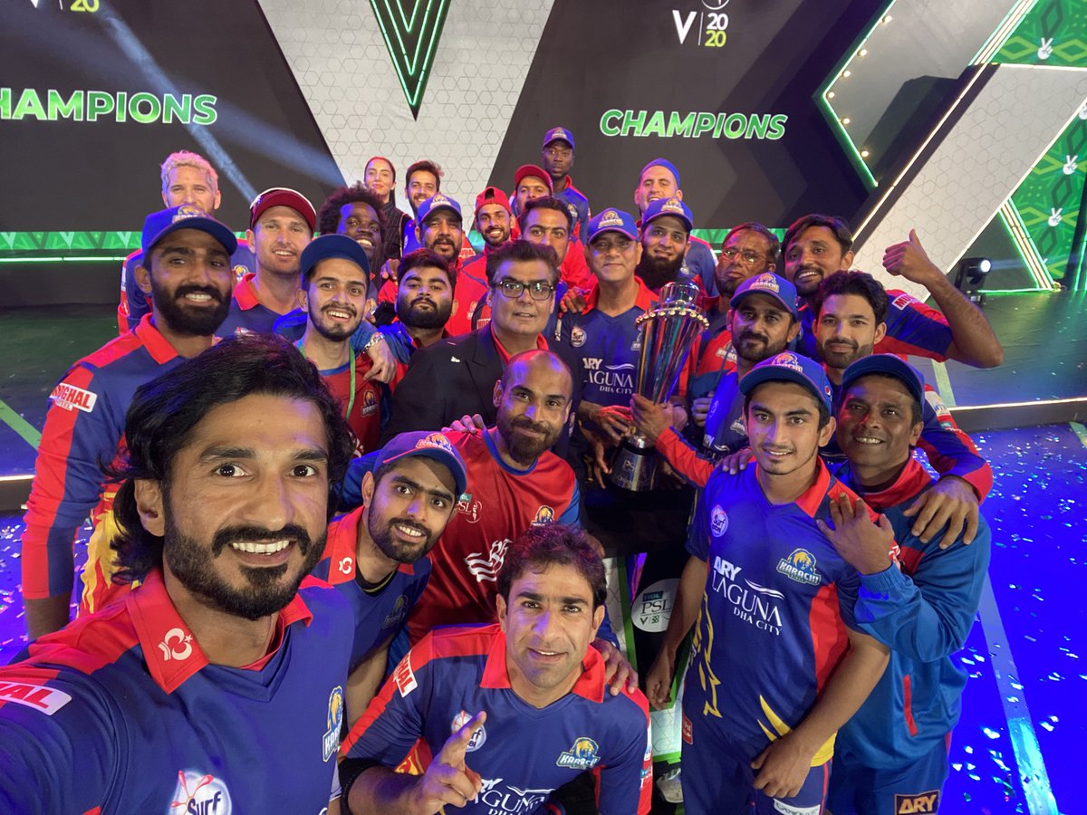 Alhumdulilah !!!! This is for you #Karachi . This is for you #DeanJones . Psl V champions ! @KarachiKingsARY , thank you to my team , my coach @wasimakramlive my skipper @simadwasim . https://t.co/KpzqsoSxmk