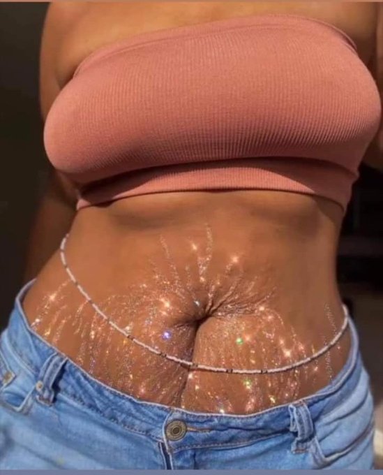 What I See When I Look At Them Stretch Marks 🥰🐅 https://t.co/0ePtCjjEn8