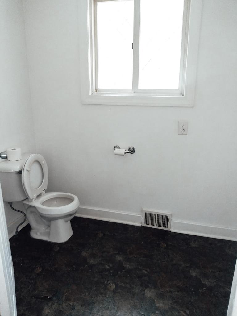 ELITE_pros's tweet photo. New Rental property in Lansing Michigan. Please call 8107155486 https://t.co/rnyUqUdbMK