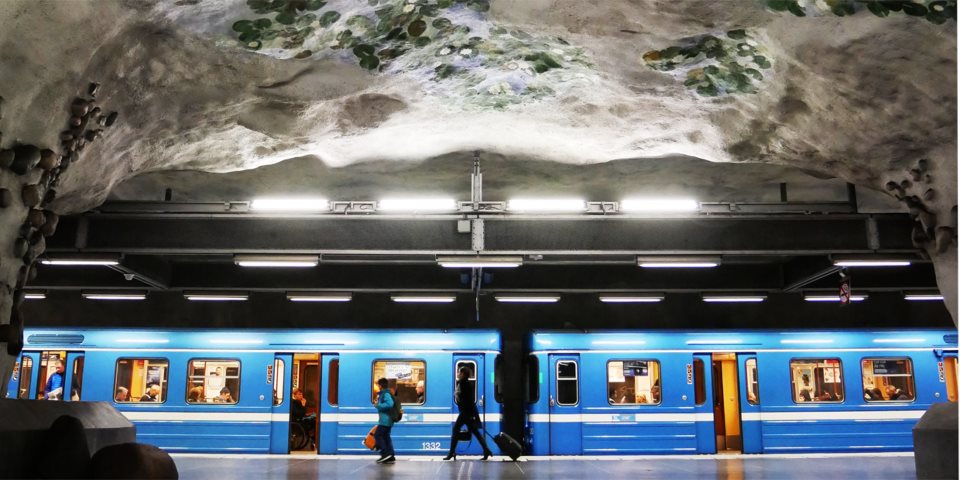 ProctorSteph's tweet photo. #COMS324 our discussion about how the natural landscape is manipulated by humans made me think of the Stockholm metro--architects chose to leave the rock exposed as part of the design. Very futuristic to integrate nature into our built environment, rather than dominate&amp;destroy it https://t.co/CgVLo74sX0