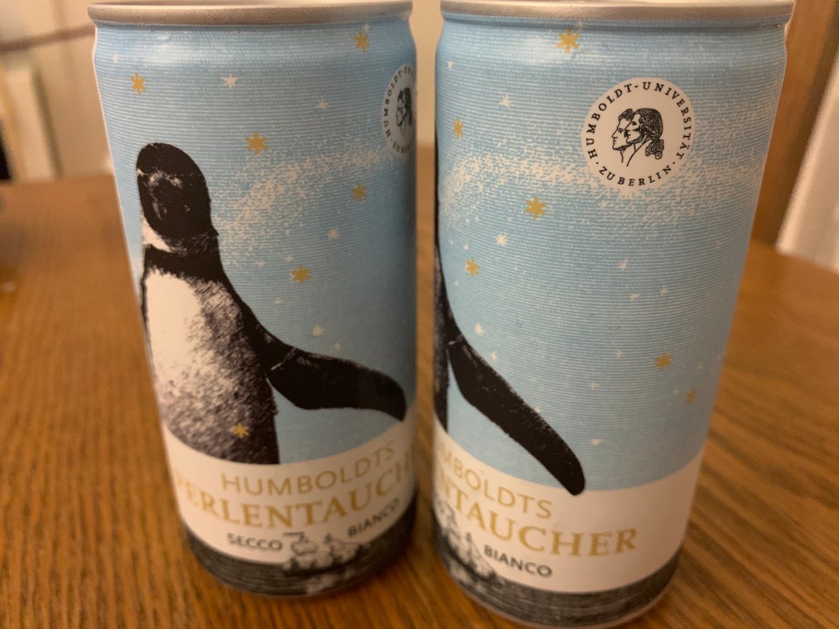 M_AbadAndrade's tweet photo. Ich fühle mich geehrt den #Humboldtpreis 2020 verliehen bekommen zu haben &amp; freue mich Teil der @HumboldtUni zu sein.Videobotschaft der Präsidentin &amp; VPFs und 🥂 kamen per Post. Vielen Dank &amp; Prost https://t.co/Kd79Qd08hw