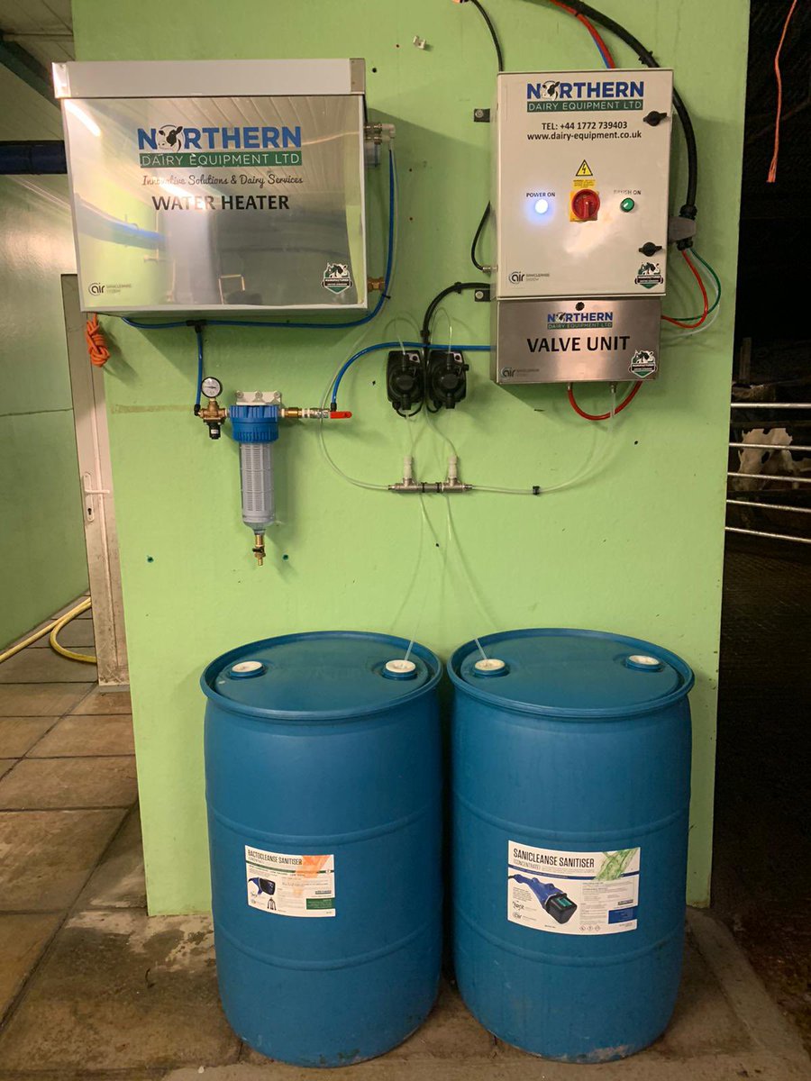 🚨 System Install 🚨

Air Sanicleanse TeatScrubber 

Country- UK
Parlour - Swingover 20
Herd size - 180
Milkings per day - x 2

Reduce labour 💪🏼
Reduce time ⏰ 
Reduce costs 💰 
Improve teat and udder health 💉

Happy Cows 🐮 = Happy Farmers 👩‍🌾