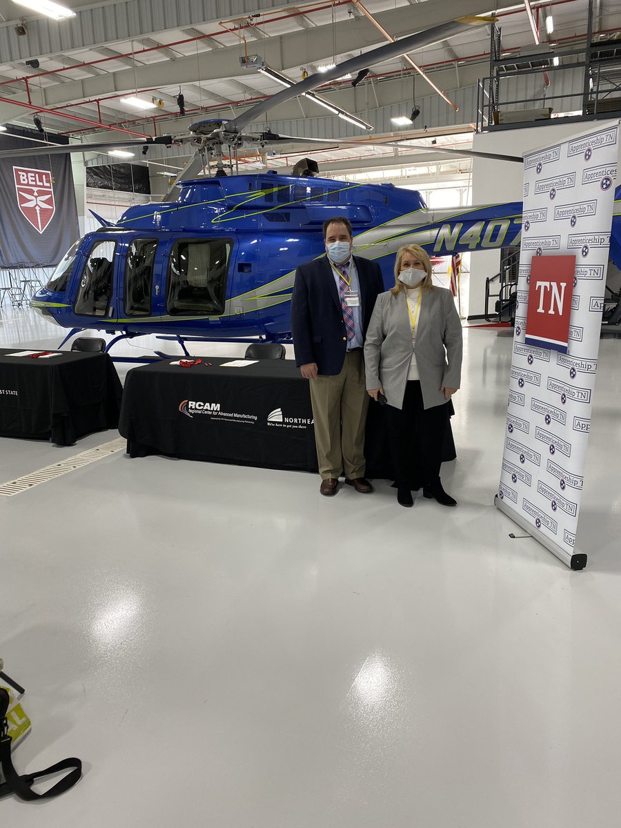 brian_deckerTN's tweet photo. Honored to be a part of Apprenticeship Signing Day with @CopasTyra at @BellHelicopter in Piney Flats, TN. Another great partnership benefitting NE TN. https://t.co/JXX74tuJvA