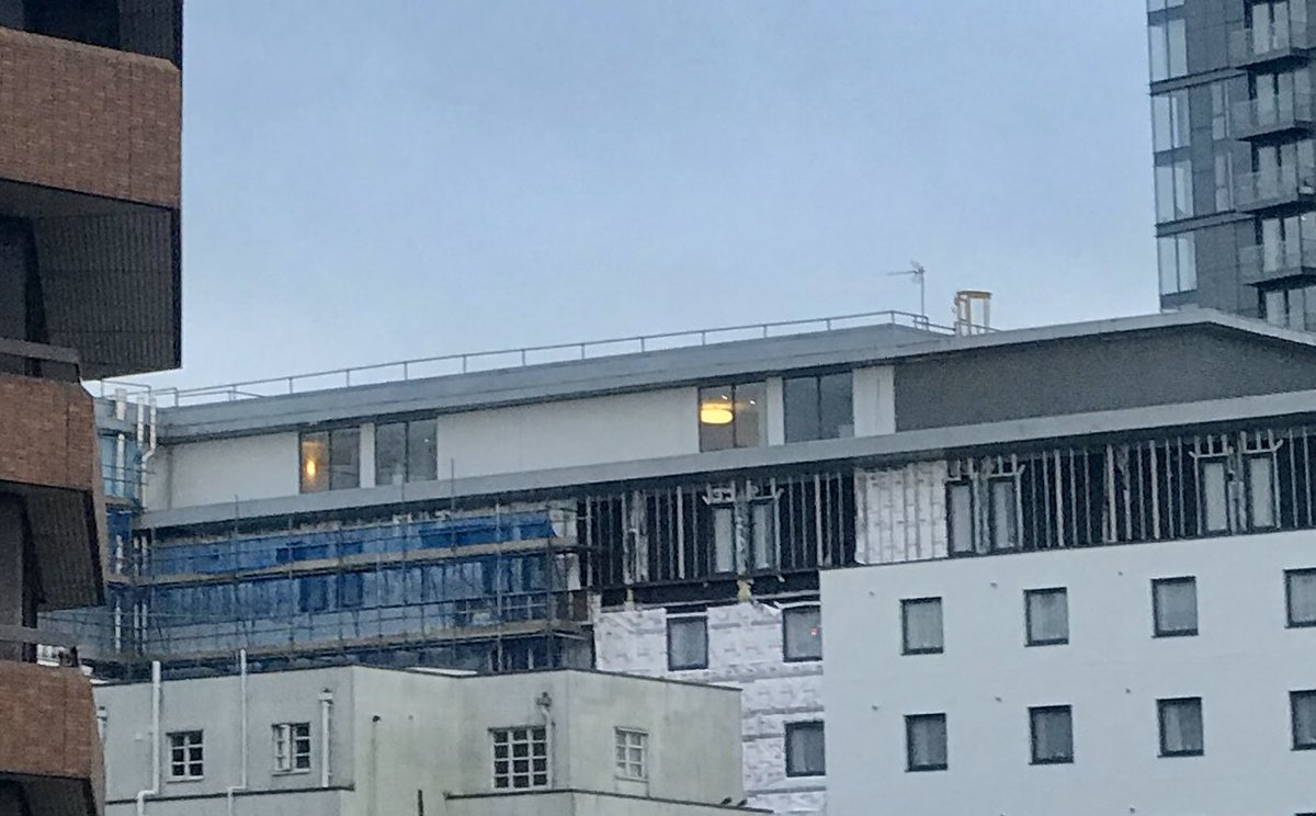 ContactusEaling's tweet photo. This might look like a difficult #whereinEaling pic but it’s not really! Study it carefully and you’ll figure it out.
Good luck - I’ll post the full version of the photo just before the end of #EalingHour
#everydayphoto #funisallowed https://t.co/ZkhVh8udCl