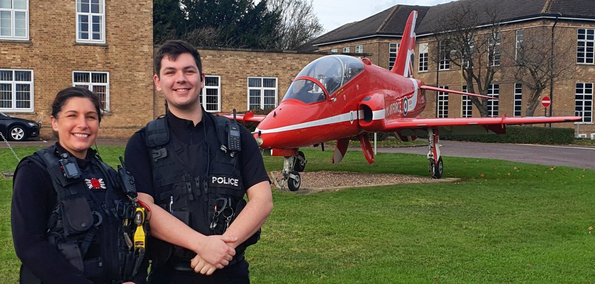 DunksAshley's tweet image. Been on an attachment with the ARVs/mother today. Managed to get this fake looking picture before a stop search and mobile phone user. @LincsARV #noice