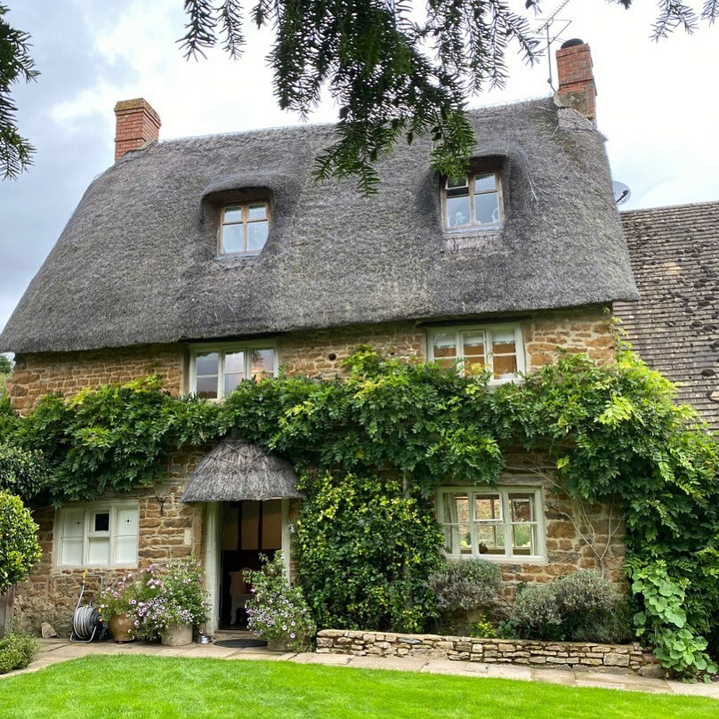 Cotswold Buying Agent tweet media