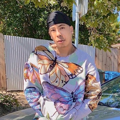 1ChaseMor's tweet photo. Back to Twitter #ImBac #NewProfilePic https://t.co/PcwC7Kbao2