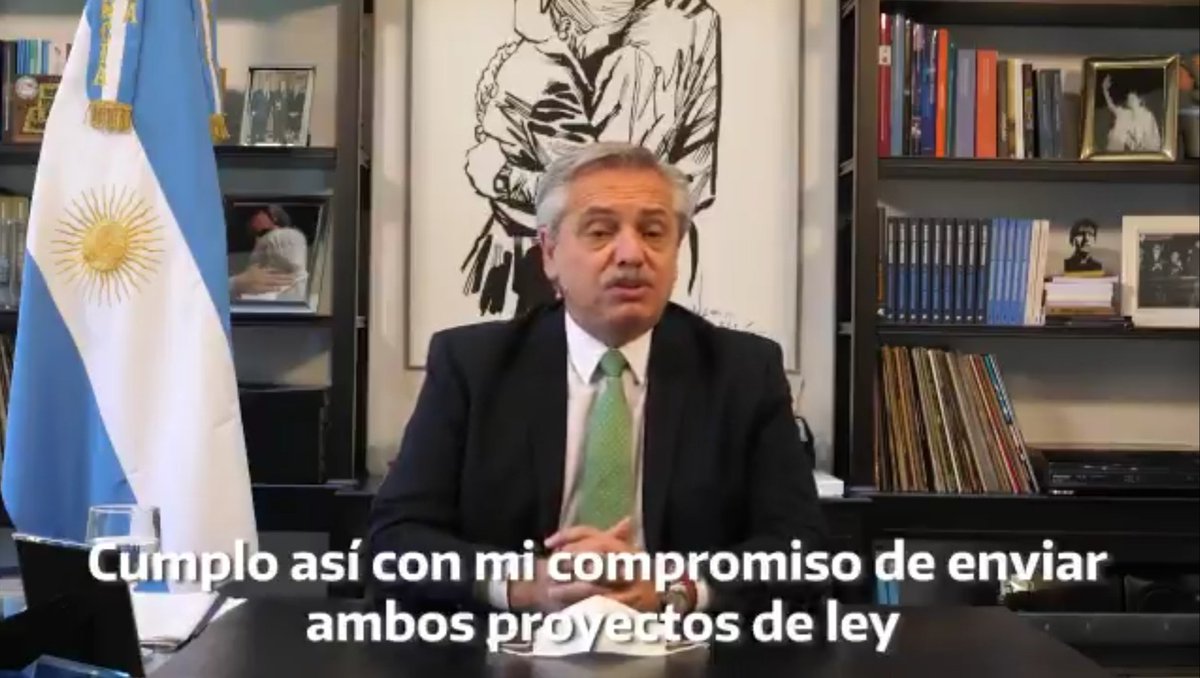 ahoraquesinosv4's tweet photo. 💚 DÍA HISTÓRICO 💚
EL PRESIDENTE ALBERTO FERNÁNDEZ ENVÍO EL PROYECTO DE LEY DE INTERRUPCIÓN LEGAL DEL EMBARAZO AL CONGRESO.
#AbortoLegalYa 
#AbortoLegal2020 
#SeraLey https://t.co/Mh1jCh27PY