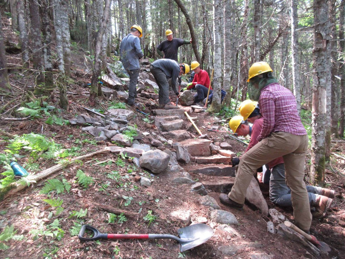Rocks aren't placed by magic; it takes lots of hands and strong backs to make rock steps.

Volunteers build stone steps at Gulf Hagas using pry bars, shovels, grip hoist and pick axes.  #GulfHagas #MaineAT #RockSteps #Volunteers matc.org/index.php/2020…
