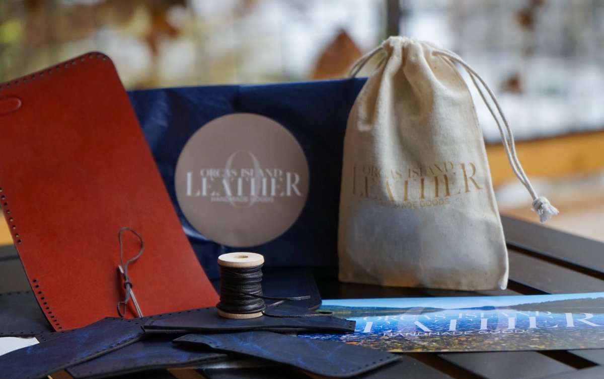 SeattleMaven's tweet photo. Right here / Right now: 12 great gift ideas that support fabulous PNW businesses - my 2020 holiday gift guide is fresh on the blog! https://t.co/MH0ZcrZm4o https://t.co/WH6cVXSK5I