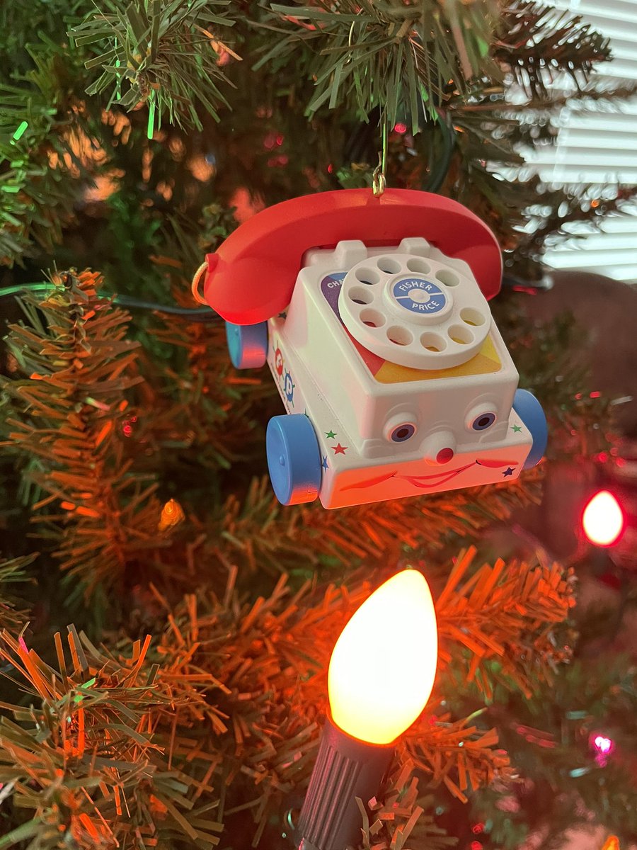 PepperTreeVilla's tweet photo. And now, a favorite ornament of @TheOrlandoGuy โ The Fisher Price ChatterPhone. Itโs on the #nostalgiatree in the #christmasforest at PTV. #fisherprice #hallmarkkeepsakeornaments #hallmarkkeepsake #christmastree #chatterphone #ptvchristmas #countdowntochristmas https://t.co/Egmr1CTKDK