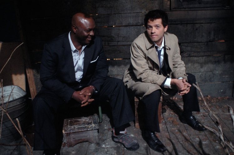 a thread of my fave spn bts set pics bc i’m not ready to say goodbye 