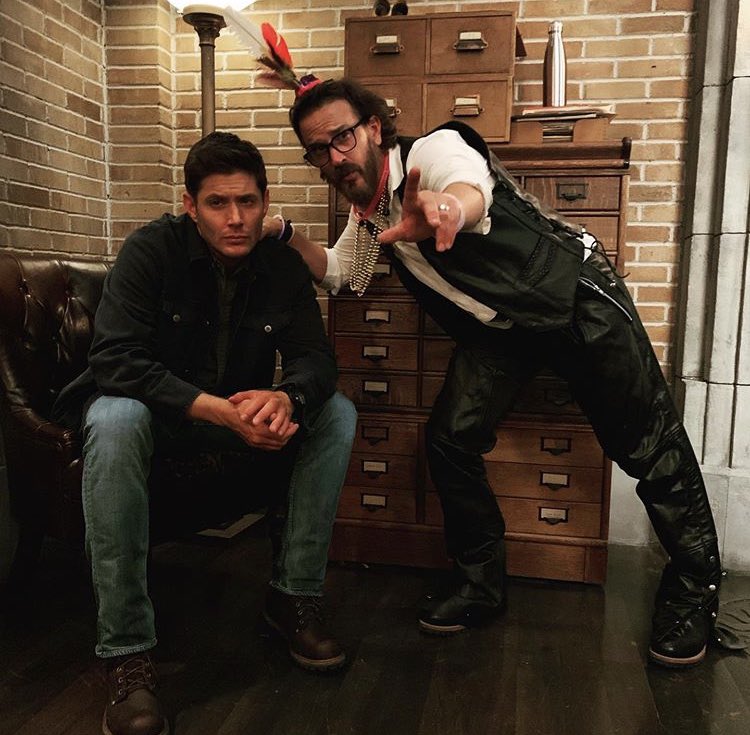 a thread of my fave spn bts set pics bc i’m not ready to say goodbye 