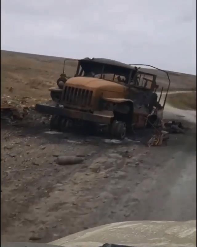 2. Also thanks to  @panzerQQ for pics of captured/destroyed Armenian equipment:Pic 1) K-19 100mm AA gun (believed to be already recored)Pic 2) Ural-4320 truckPic 3) D1 152mm gun howitzer Pic 4) KamAZ truck