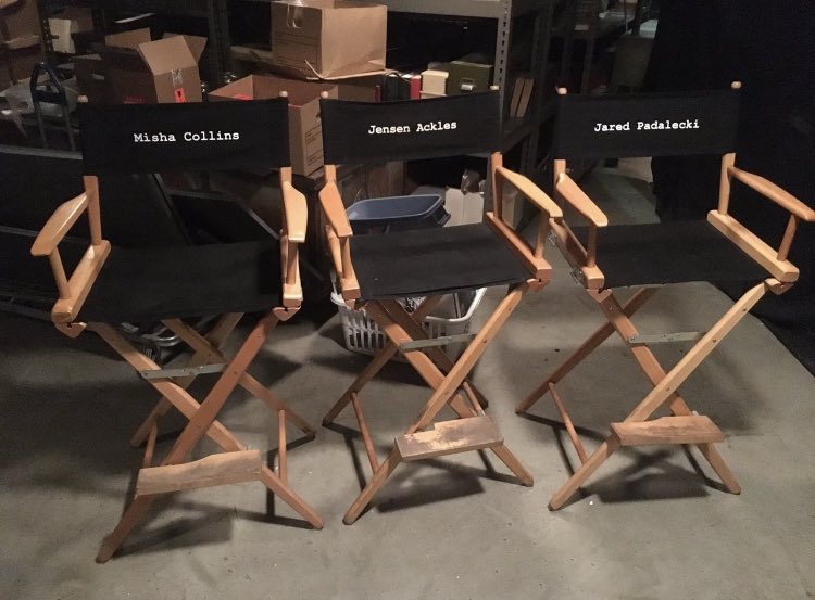 a thread of my fave spn bts set pics bc i’m not ready to say goodbye 