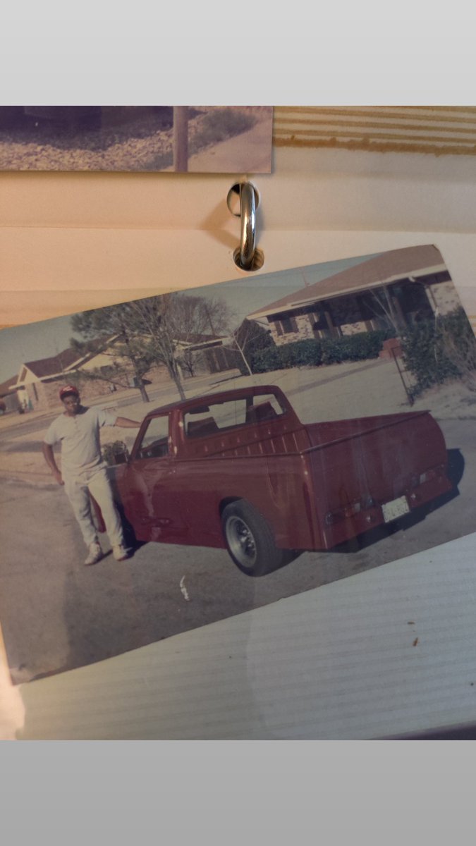 chenryoliver1's tweet photo. Old school from back in the day https://t.co/FsBmR4q8sp