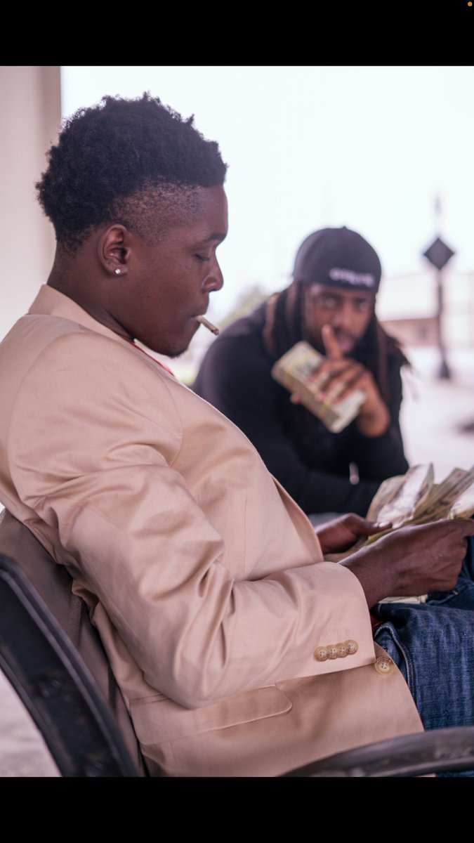 GIFTDCEOSTAR's tweet photo. They ain’t ready !
@iwear_camoS 

#GIFTD meets #OFFLYFE 

11/20 https://t.co/npqtsWP14d