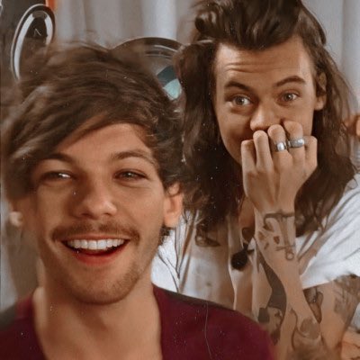 “they broke up in 2015” (a very extensive thread)