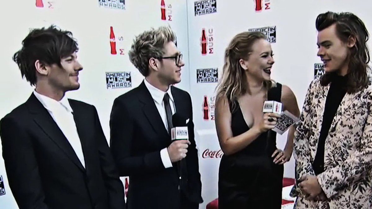 “they broke up in 2015” (a very extensive thread)