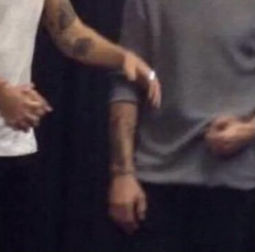 “they broke up in 2015” (a very extensive thread)