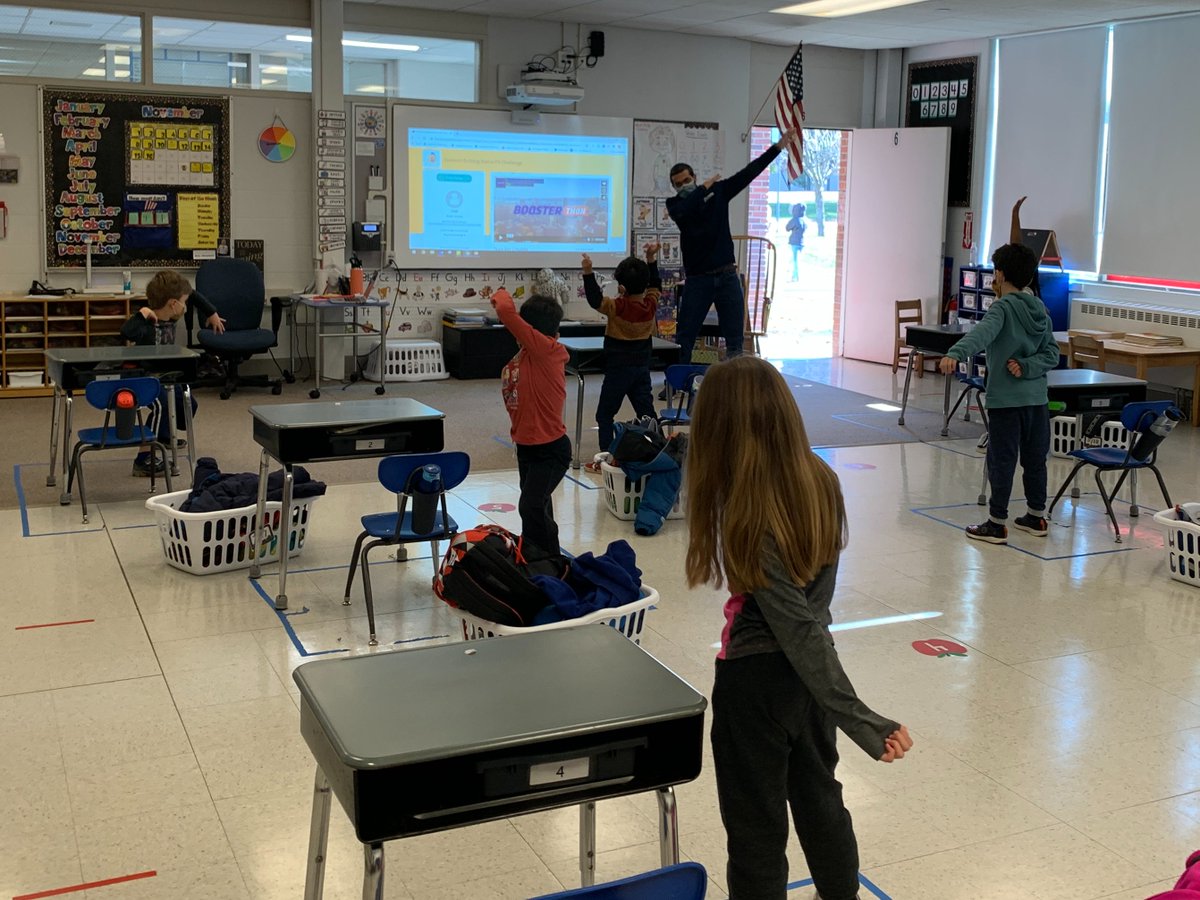 Dancing for Donations!! @Boosterthon is helping <a href="/Sanborn_APS/">Sanborn School</a> raise money and build character!!! Would anyone be willing to donate so I can show my students that I raised money, too? It can be $ per dancing minute or just $$. Look at these excited dancers! funrun.boosterthon.com/v3/dash/8EAxAB…