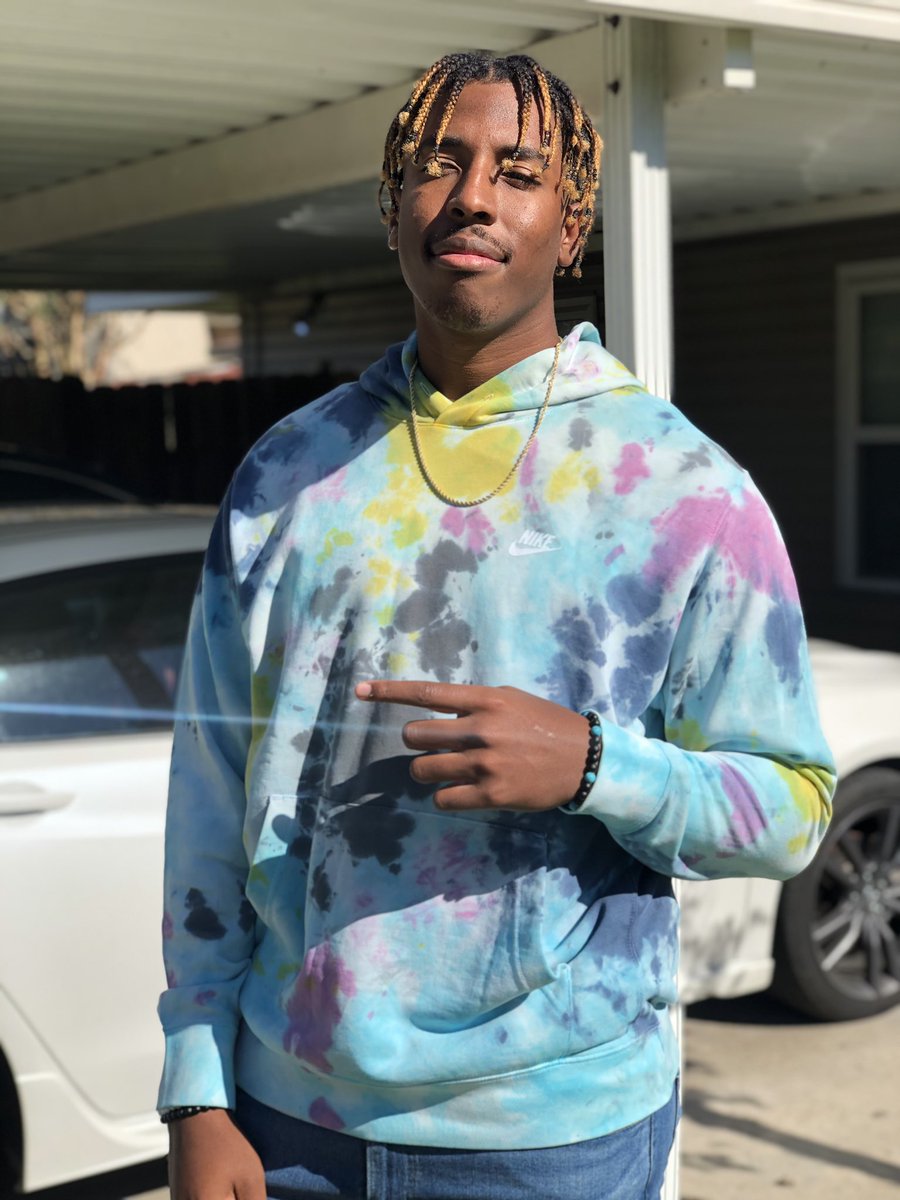 D_nation_b13's tweet photo. Happy birthday to me 🤩🙌🏾🎂   #21st #TGFAD https://t.co/2xQrATr5aS