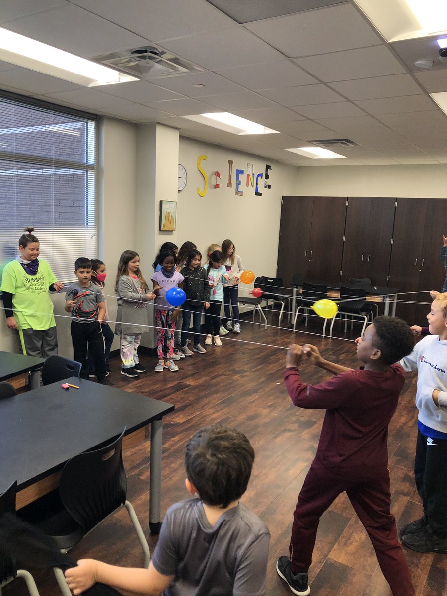 MrsNavarro_CE's tweet photo. Demonstrations and exploration of energy today in science lab! Thank you for all your hard work! #CEexpress #ScienceMatters @cdstinsons https://t.co/gpcz31V2vb