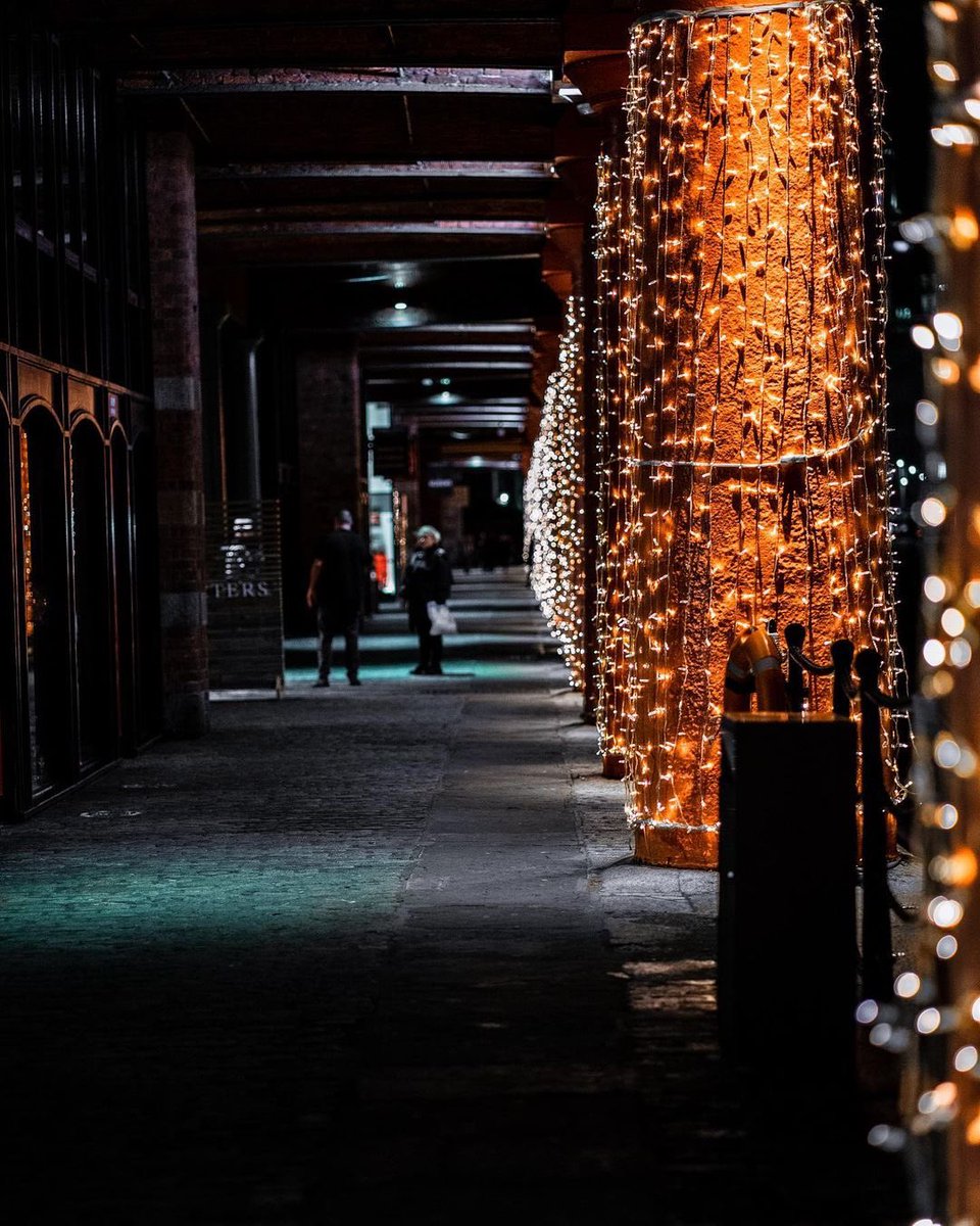 scousescene's tweet photo. Christmas has arrived @theAlbertDock ✨ 

📸 Mark Parsons https://t.co/0IuQOyu5Ta