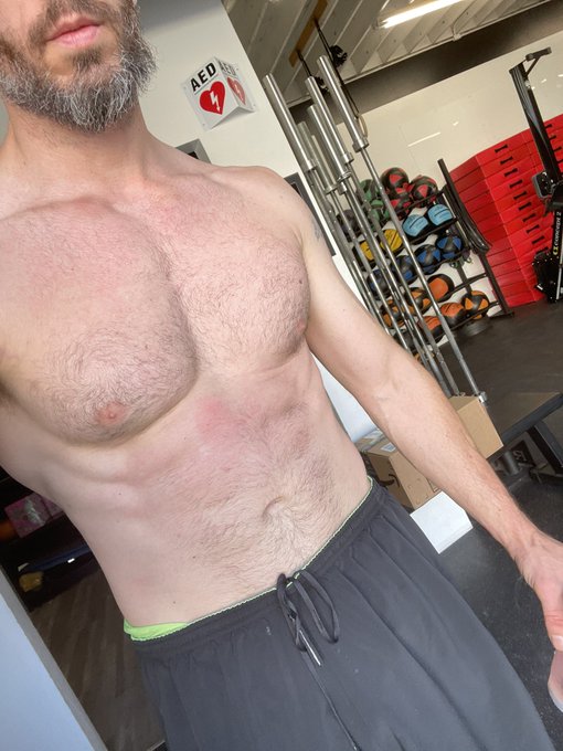 Sign up for my exclusive content on https://t.co/cYebfNTupV https://t.co/NNwjR4TJx5