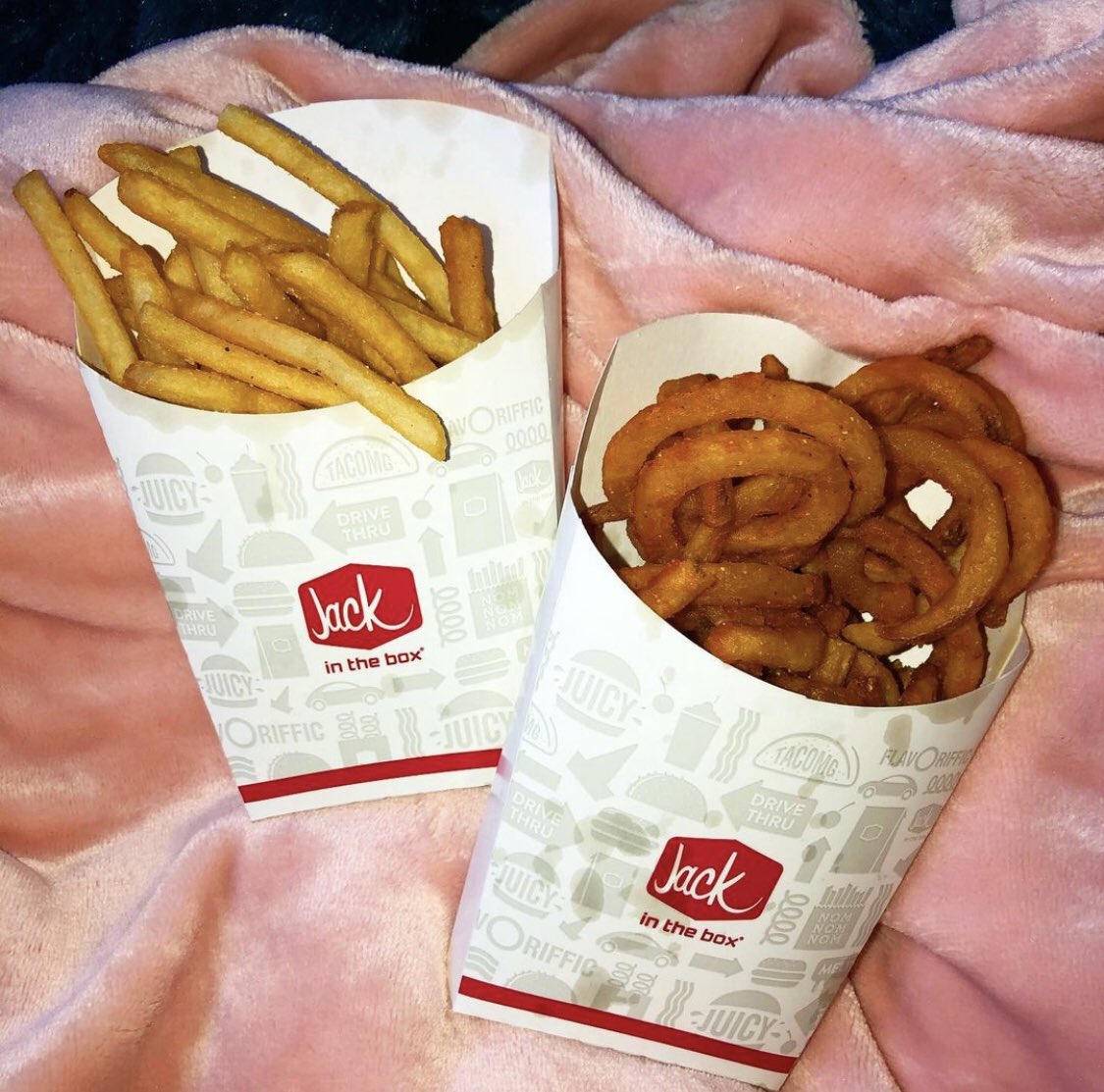 fast food is a huge go-to when you don’t have the desire to exist so here are some of my vegan fast food go-tos:- Burger King French toast sticks and hash browns & impossible whoppers- Taco Bell (fresco style removes all dairy, beans instead of beef)- jack’s French fries