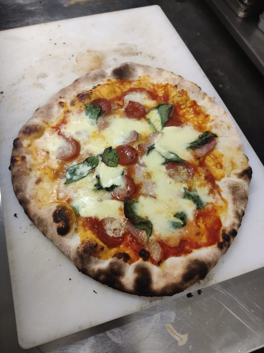 WayneLawlor's tweet photo. Knead Pizza and BottleShop opening above the @Catandcagebar before Christmas 🎄 in Drumcondra #pizza #offlicense #newbiz https://t.co/0xQO9peKyt