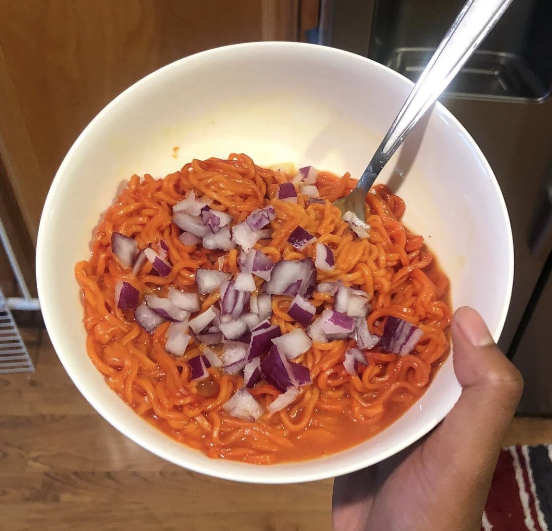 here are some simpler & easier vegan meals and treats:- soy sauce top ramen, tumeric, red onion- tortilla chips, beans, rice, salsa-  @gardein breakfast bowl- Trader Joe’s pumpkin spice cinnamon rolls with cinnamon