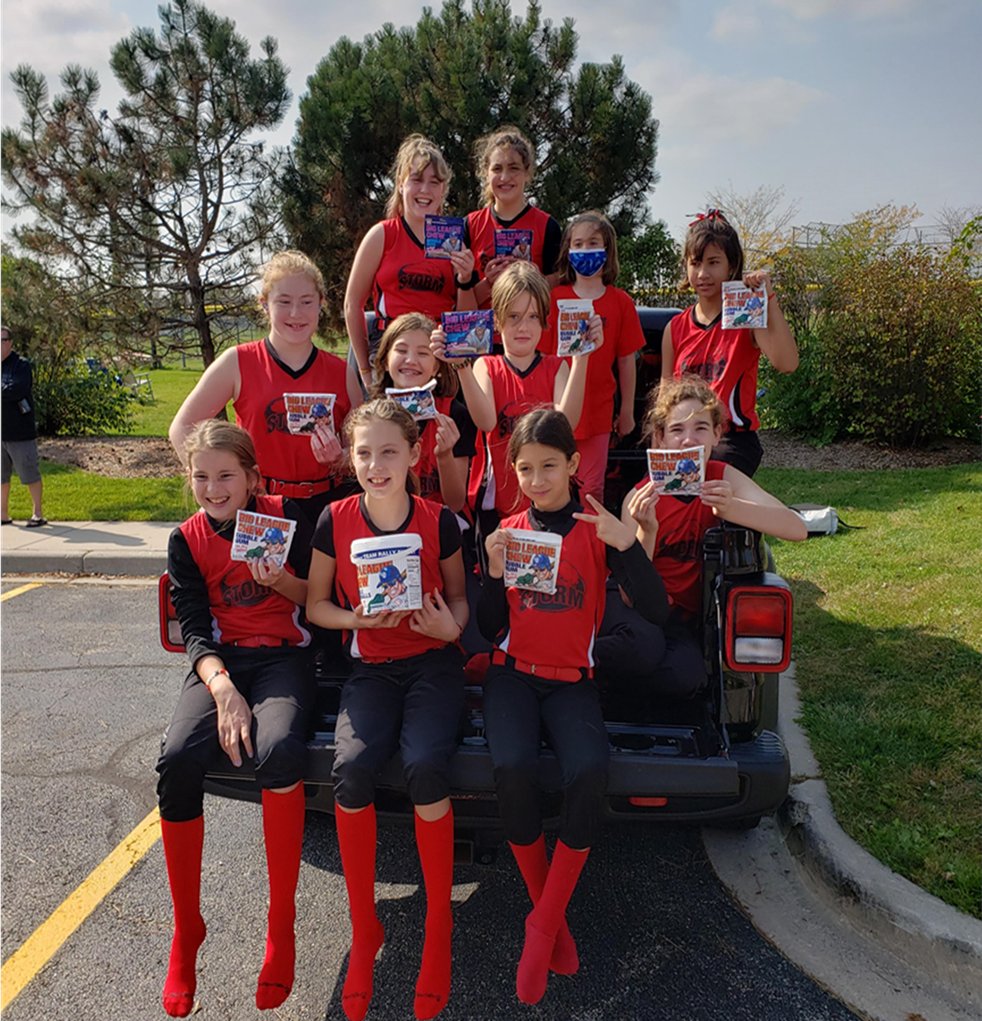 bigleaguechew's tweet photo. There's no such thing as a softball without #BigLeagueChew! π₯ #OuttaHereOriginal #BigRallyBlueRaspberry #TeamRallyBucket https://t.co/3QYdSnmLV9