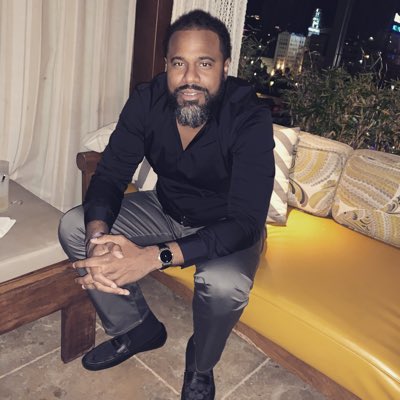 Mellomac's tweet photo. #NewProfilePic https://t.co/qRpeKTLqDf