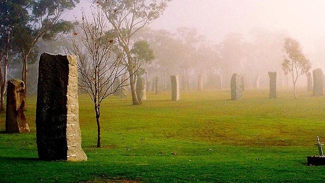 DanilovMatrix's tweet photo. Mysterious site Australia’s Stonehenge. Oldest, forms of temples in the world and dates back to the Palaeolithic age with the advent of first man. https://t.co/LA2NUldCFF
#Australia #Stonehenge https://t.co/Phn7MVdcWv