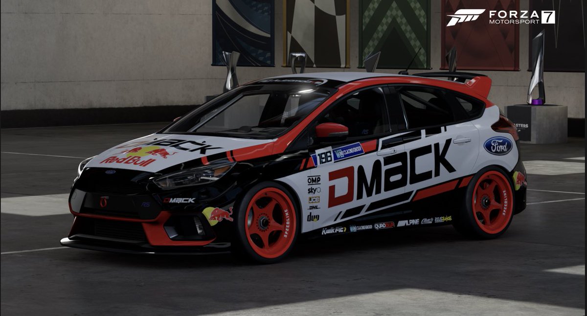 Thought I’d change it up from the #RedBull paints I’ve been doing so here’s my @DMACK_Tyres @forduk #focusrs #forzashare #racecar #VirtualPhotography #forza7 https://t.co/9twauhi7IS