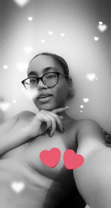 Cum play with me on OnlyFans link in bio https://t.co/Fh90aOwIZL<a href="/tag/onlyfansnewbie"class="tags"><span>#onlyfansnewbie</span></a>