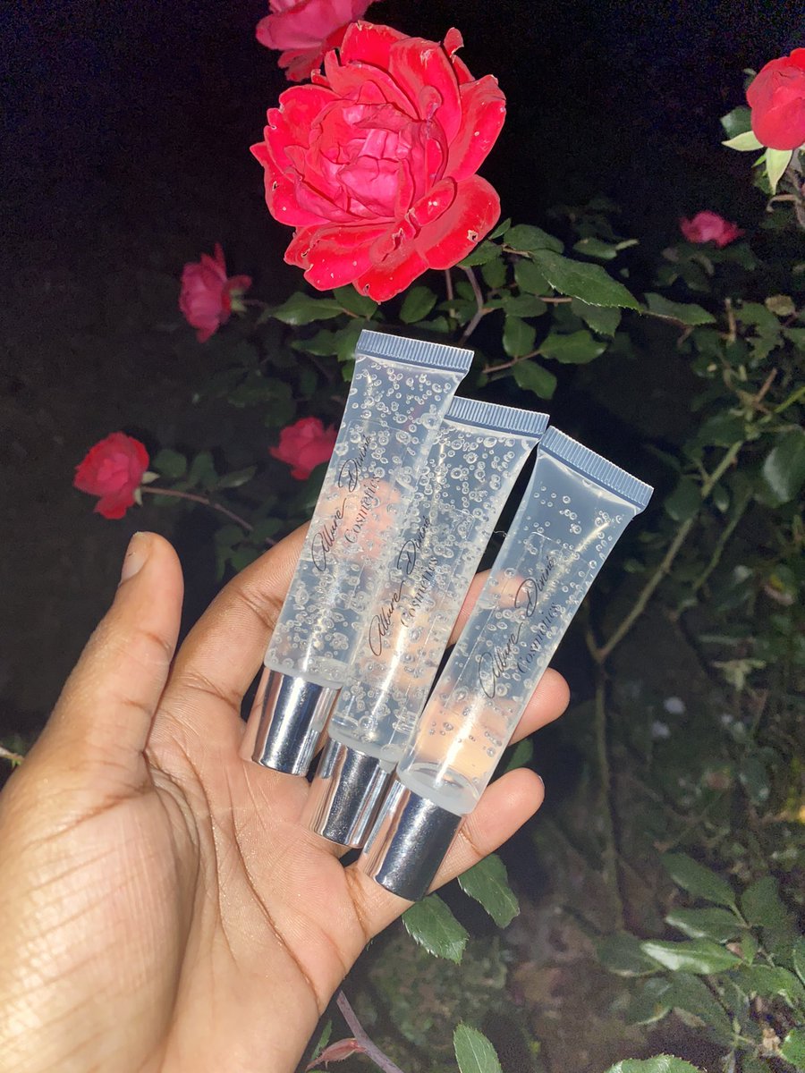 _alluredivine's tweet photo. Our “Hydrating Clear” gloss looks amazing in this scenery ✨

Launch date coming soon : 11/??/2020

#blackownedbusinessess #lipgloss #lipglossbusiness #lipfiller #beauty #cosmetics #makeup #squeezetubes #pink #supportsmallbusiness #supportlocalbusiness #support #glitter https://t.co/mwnbMdVvS0