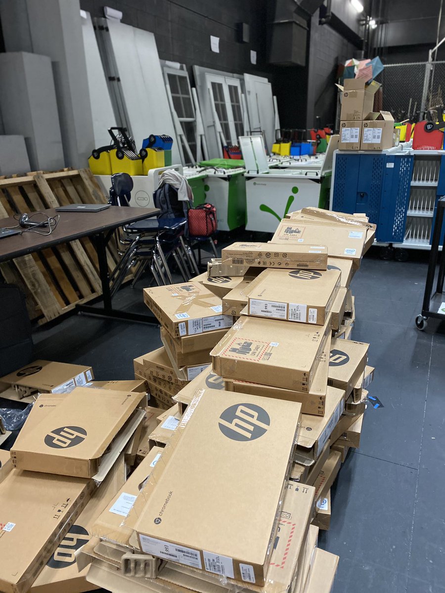 OlgaWalkerNISD's tweet photo. 2000+ Chromebooks in 2 days 😮 it was good working with these fellow TSSs helping @NISDHarlan go 1:1 with student devices.   @TSSMarkRod #nisdtss https://t.co/IR3tSxY7j4