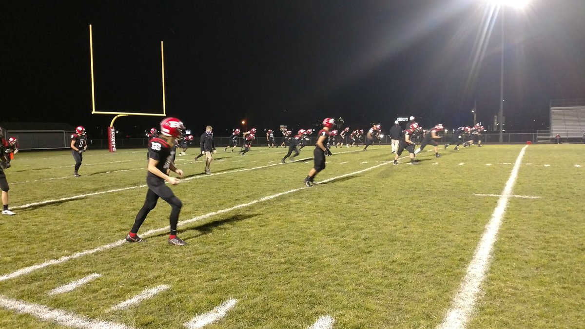 PatLund63's tweet photo. If tonight is it this will be my final night of covering High School sports after 35 years! Make it count tonight everybody! https://t.co/gb7qPeMex9