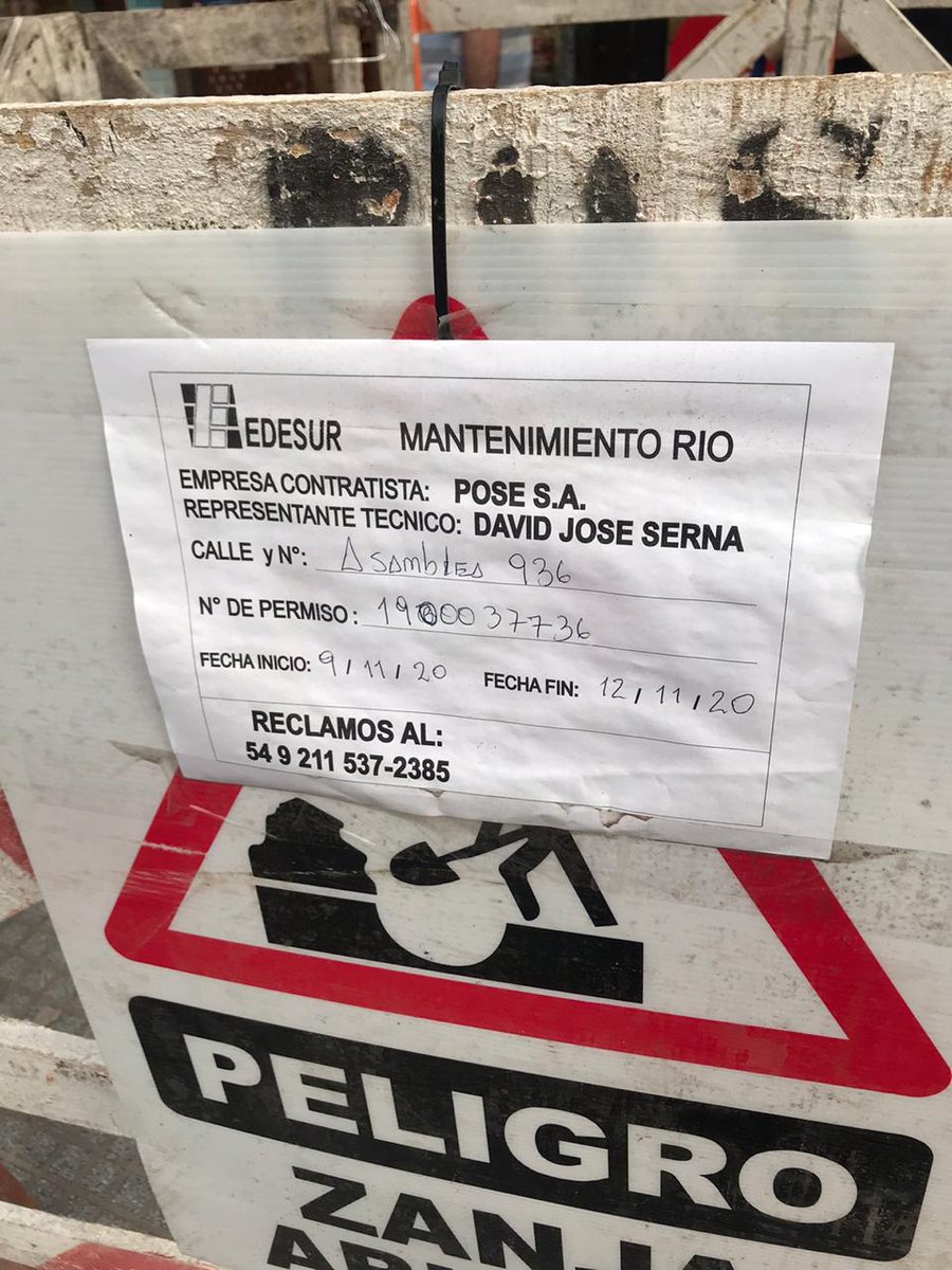 capachacabuco's tweet photo. @OficialEdesur supuestamente el 12/11 terminaban , estamos a 18/11 se cayó gente , ustedes pagan los gastos médicos ?? https://t.co/1x2fXFuiNR