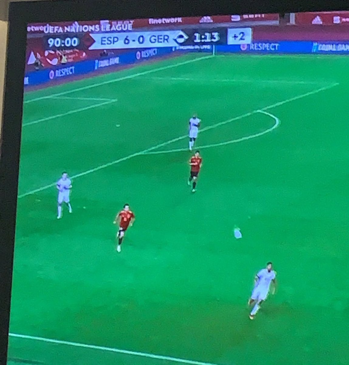manuel_privats's tweet photo. @ThomasJenewein @DFB_Team Ich seh so schlecht🧐 https://t.co/OuRF0ABAXQ