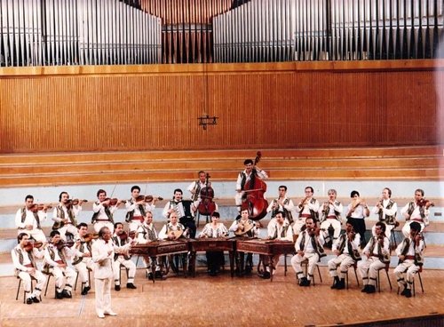 Orchestra de Muzică Populară Radio based in Bucharest, Romania. Established in 1949. https://www.orchestreradio.ro/?page_id=3636  https://www.facebook.com/Orchestra-Populara-Radio-486449541377440/ #Orchestra  #OrchestraDiversity  #DiversityofOrchestra 32/