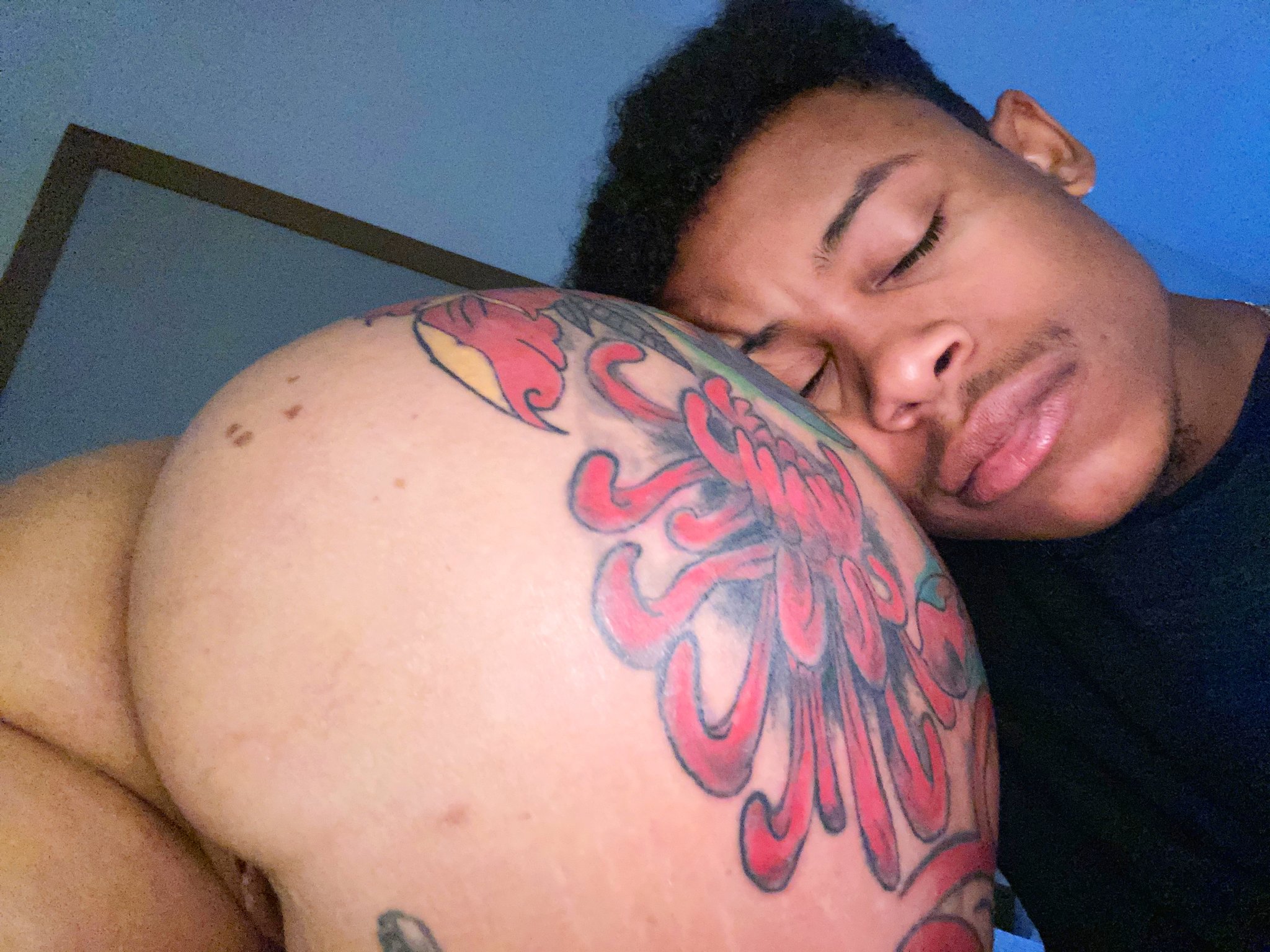 TW Pornstars - Queenroguexxx1. Twitter. Go to sleep papi @theyhatelild. 10:19 PM - 17 Nov 2020